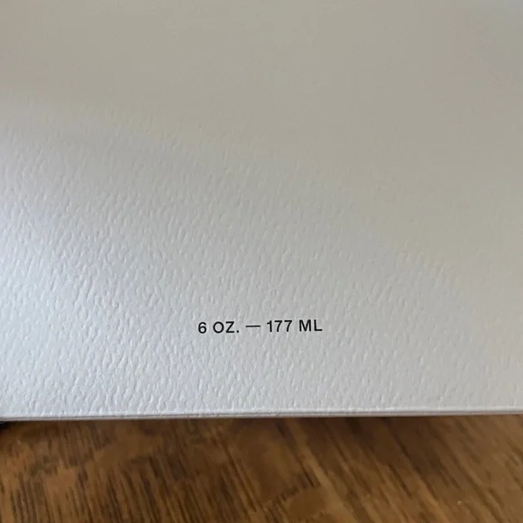 Quince Spiced Noel reed diffuser 6 oz NIB - Picture 4 of 4